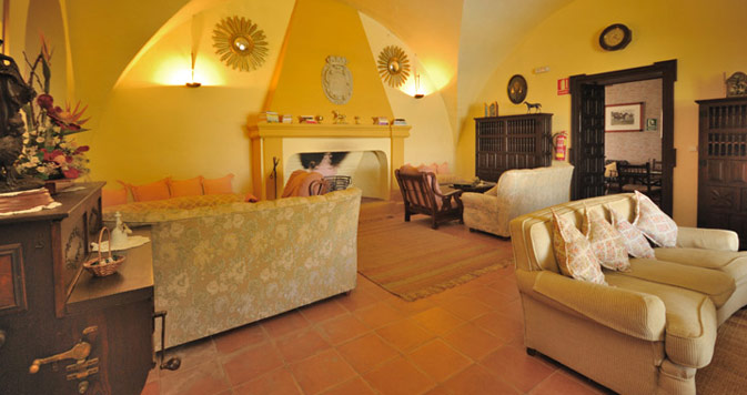 Hacienda El Santiscal | Lounge