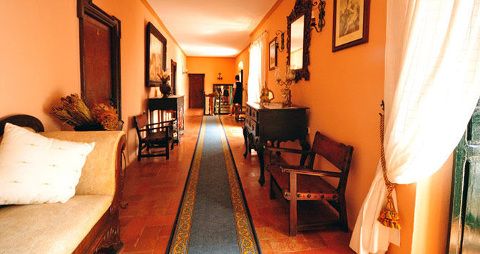 Hacienda El Santiscal | Corridor